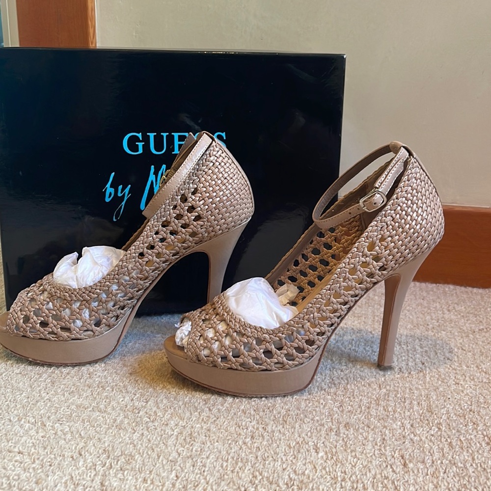 Guess by Marciano 4.5 inch heels. Beautiful detail with ankle strap. Size 6